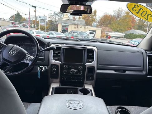 Used 2013 RAM 2500 Big Horn image 19