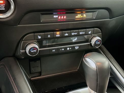 Used 2024 MAZDA CX-5 Carbon Edition image 23