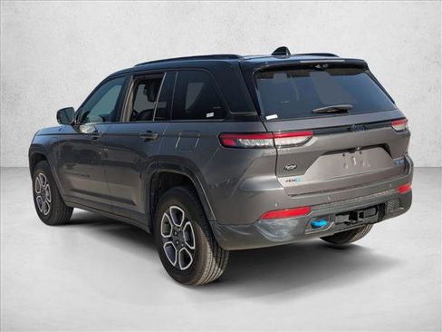 Used 2022 Jeep Grand Cherokee Trailhawk w/ Advanced Protech Group II image 7