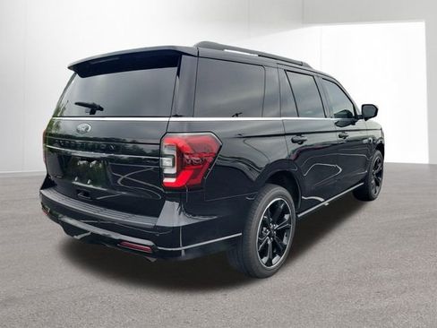 Used 2023 Ford Expedition Limited AWD/4WD image 14