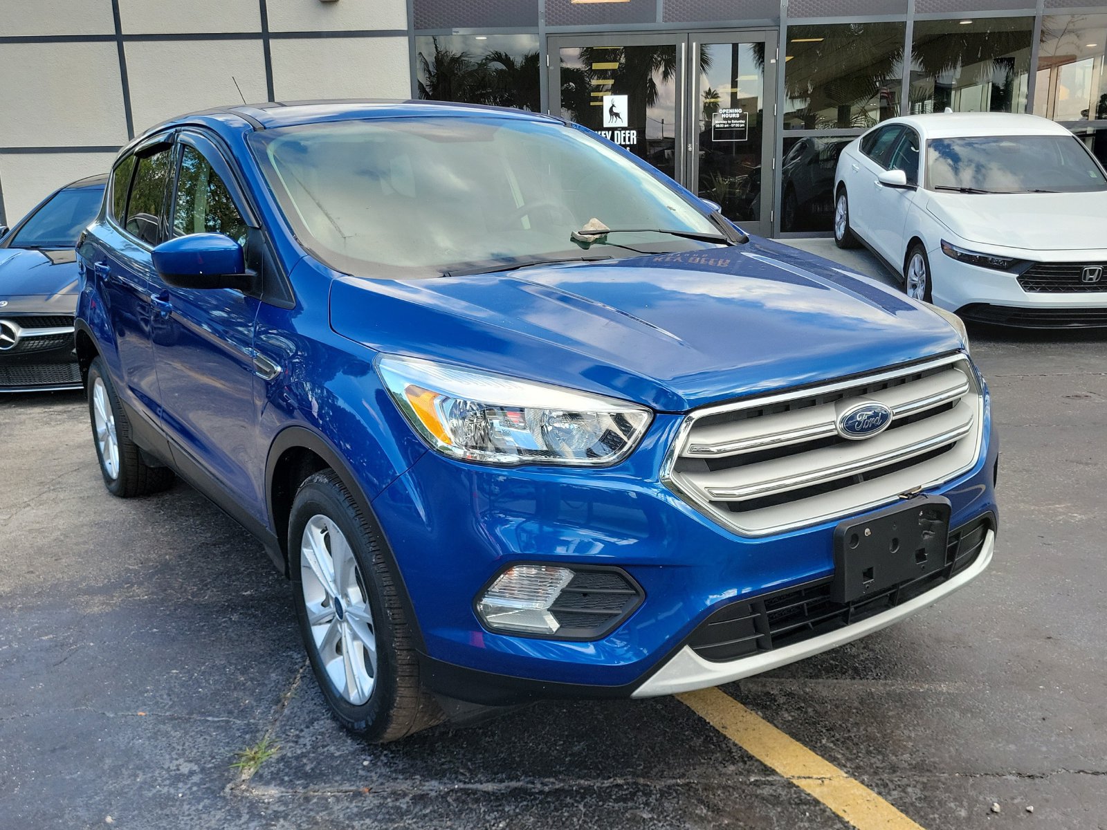 Used 2019 Ford Escape SE AWD/4WD image 3
