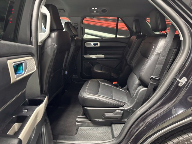 Used 2023 Ford Explorer Limited AWD/4WD image 15