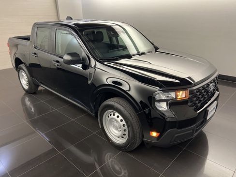 New 2025 Ford Maverick XL image 1