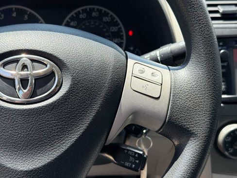 Used 2013 Toyota Corolla LE FWD image 21