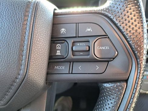 Used 2025 Toyota Tacoma SR5 AWD/4WD image 22