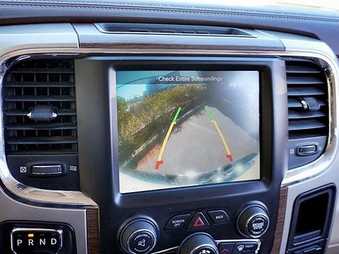 Used 2015 RAM 1500 Laramie w/ Convenience Group image 30