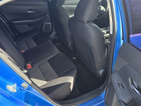 Used 2021 Nissan Sentra SV image 7