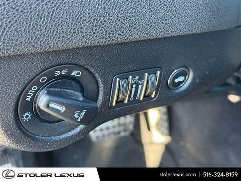 Used 2016 Dodge Charger R/T Scat Pack w/ Technology Group image 20