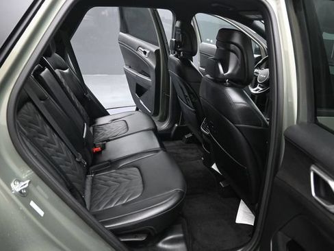 Used 2024 Kia Sportage X-Line AWD/4WD image 32
