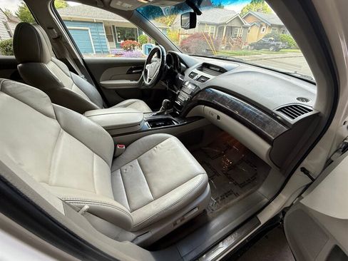 Used 2011 Acura MDX SH-AWD image 10