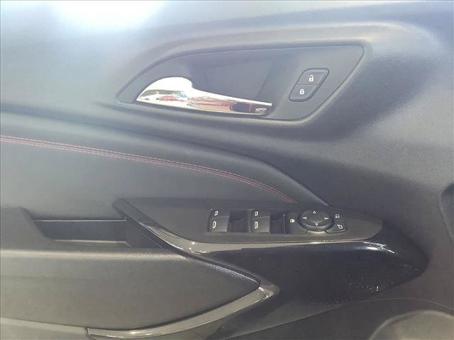 Used 2025 Chevrolet Trax RS w/ Driver Confidence Package FWD image 10