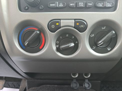 Used 2012 GMC Canyon SLE image 15