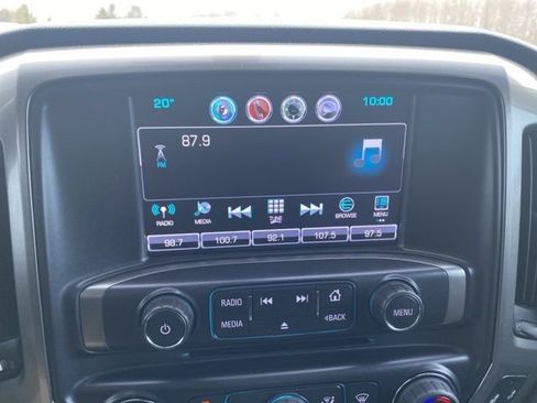 Used 2018 Chevrolet Silverado 1500 LT image 17