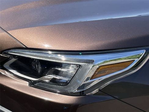 Certified 2021 Subaru Outback Limited w/ Popular Package #2 AWD/4WD image 9