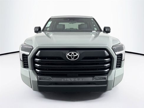 Certified 2025 Toyota Tundra SR5 w/ SR5 Premium Package AWD/4WD image 9