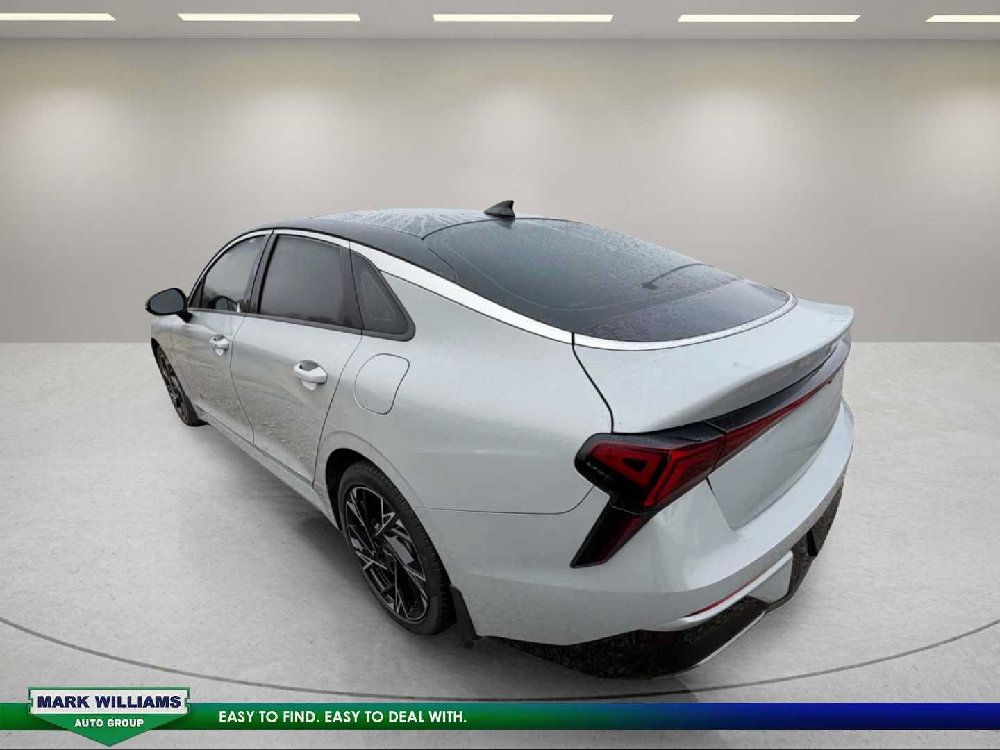 Used 2025 Kia K5 GT-Line w/ GT-Line Premium Package FWD image 4
