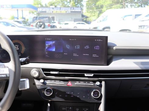 Used 2024 Hyundai Sonata SEL FWD image 19