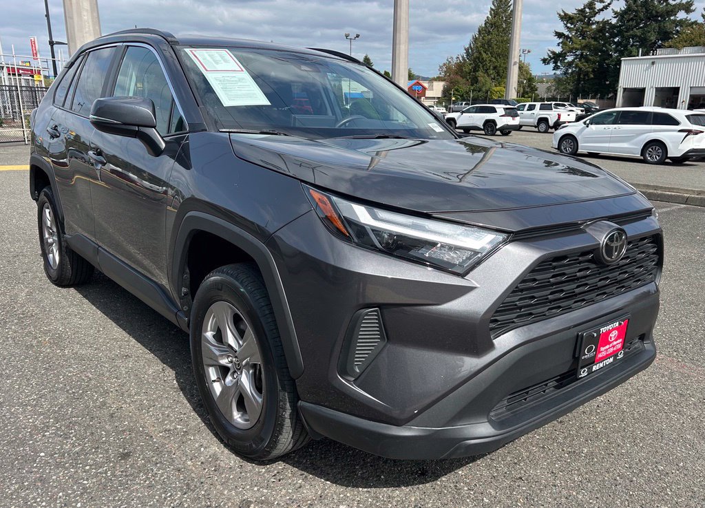 Certified 2025 Toyota RAV4 XLE FWD image 3