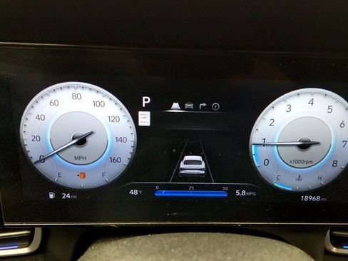 Used 2024 Hyundai Elantra SEL w/ Convenience Package image 14