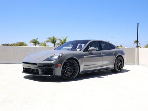 New 2026 Porsche Panamera GTS AWD/4WD image 1