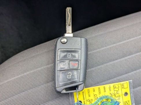 Used 2024 Volkswagen Jetta S FWD image 30