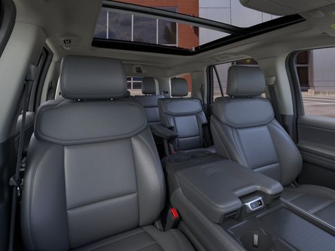 New 2026 Ford Expedition Active RWD image 10