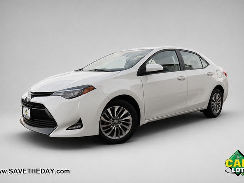Used 2017 Toyota Corolla LE w/ LE Eco Premium Package FWD image 2