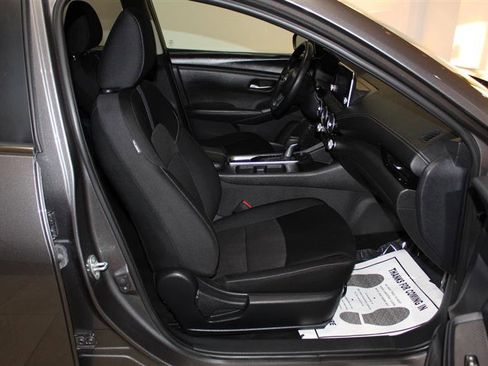 Used 2024 Nissan Sentra SV image 29