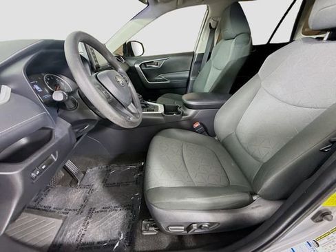 Certified 2022 Toyota RAV4 XLE image 19