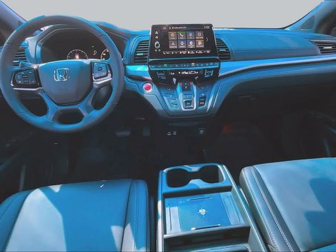 New 2026 Honda Odyssey Sport-L image 5