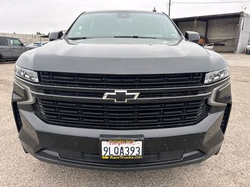Used 2024 Chevrolet Suburban RST RWD image 2
