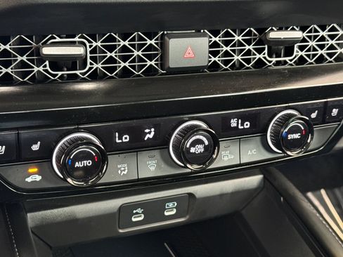 Used 2025 Honda Accord Touring image 18