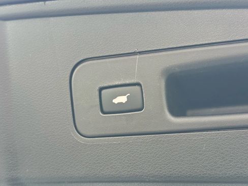 Used 2020 Acura MDX SH-AWD image 16