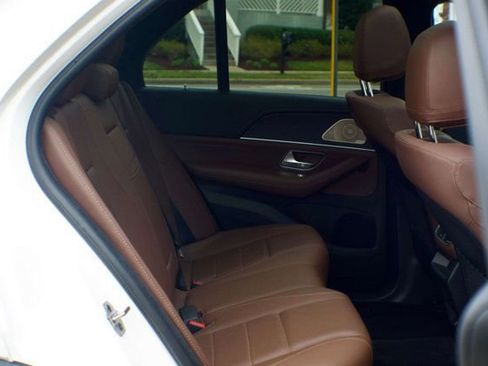 Used 2024 Mercedes-Benz GLE 350 4MATIC image 52