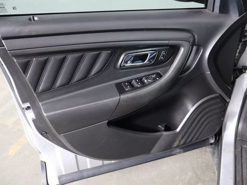 Used 2017 Ford Taurus Police Interceptor AWD image 18