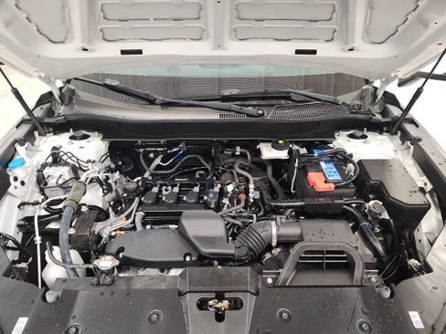 Used 2025 Honda CR-V EX image 9