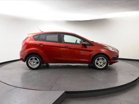 Used 2018 Ford Fiesta SE FWD image 9