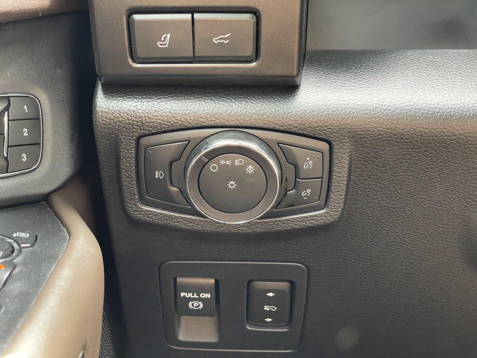 Used 2020 Ford Expedition Max King Ranch RWD image 38