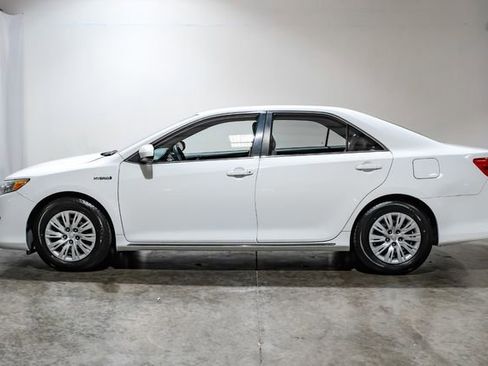 Used 2012 Toyota Camry LE FWD image 12
