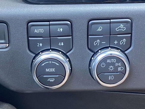 New 2025 GMC Sierra 1500 SLT w/ SLT Premium Plus Package image 23