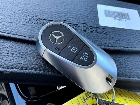 Certified 2025 Mercedes-Benz GLC 350e 4MATIC image 15
