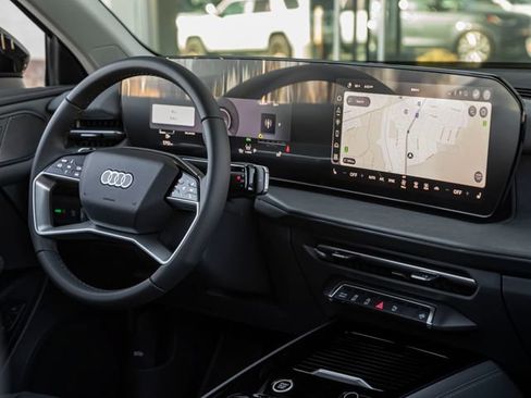 New 2026 Audi Q3 quattro 2.0T AWD/4WD image 34