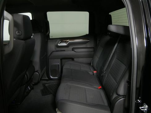 Used 2022 GMC Sierra 1500 SLE AWD/4WD image 15