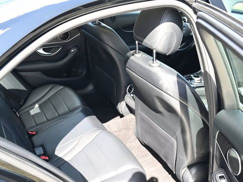 Used 2017 Mercedes-Benz C 300 4MATIC Sedan image 43