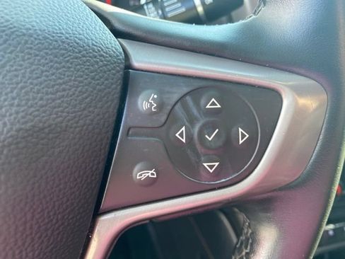 Used 2023 GMC Acadia AT4 w/ Technology Package AWD/4WD image 27