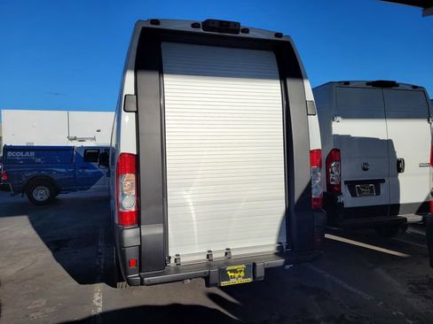 New 2025 RAM ProMaster 3500 w/ Roll-Up Rear Door Package image 5