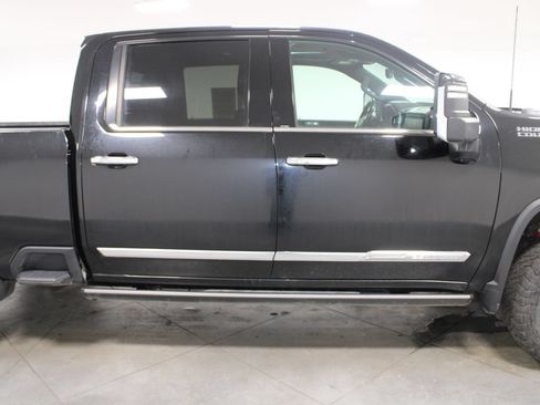 Used 2024 Chevrolet Silverado 2500 High Country w/ High Country Premium Package AWD/4WD image 11