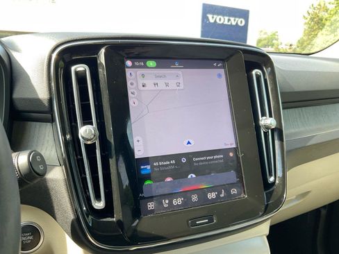 Used 2024 Volvo XC40 B5 Ultimate w/ Protection Package Premier AWD/4WD image 18