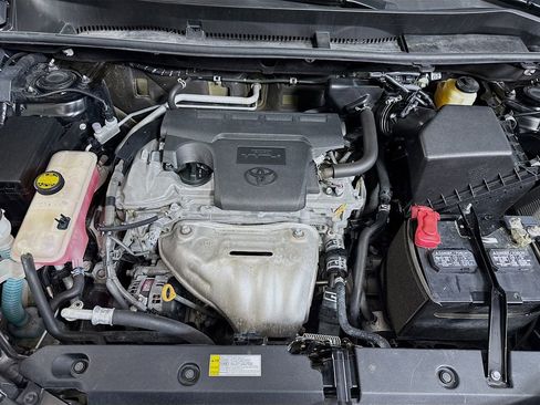 Certified 2018 Toyota RAV4 XLE FWD image 30