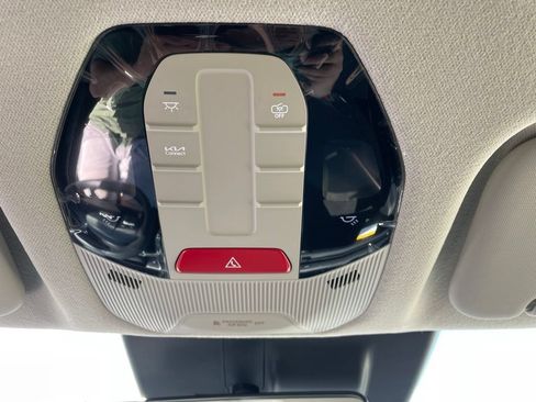 New 2026 Kia K4 FWD image 18